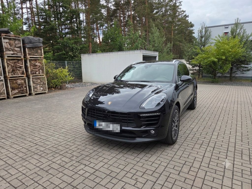 Image of Porsche Macan