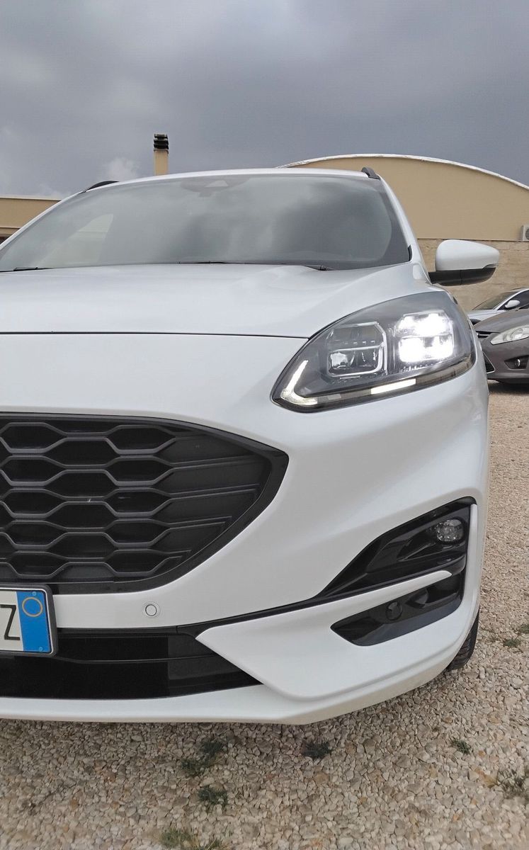 Ford Kuga 2.5 Plug In Hybrid 225 CV CVT 2WD ST-L imagem 3