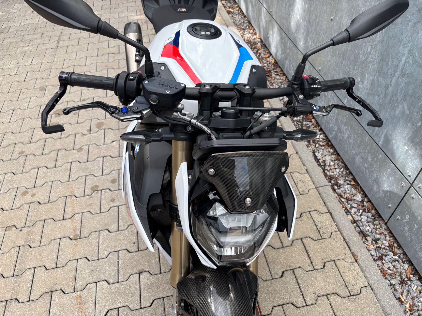 Fahrzeugabbildung BMW S 1000 R M-Paket 4 Pakete Carbon-, Frästeilepake