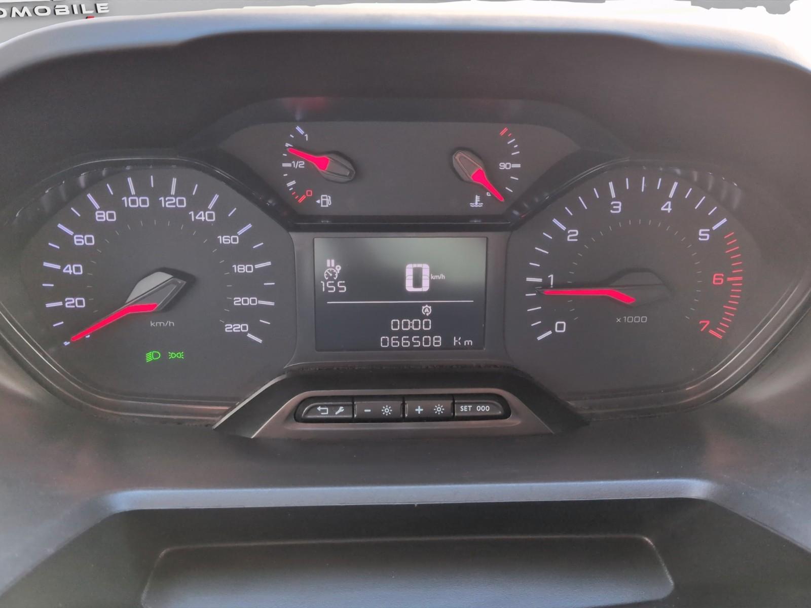 Peugeot Partner L1 1.5 HDI*AHK*NAVI*Kamera*Tempomat*220V