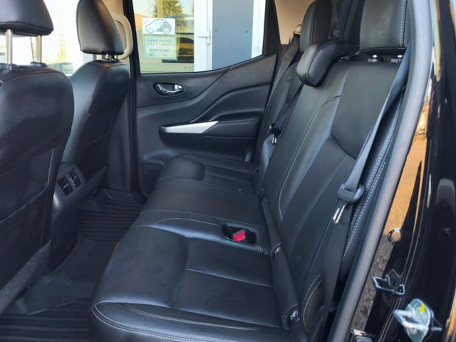 Nissan Navara Tekna Double Cab 4x4*Leder*LED*AHK*SSD*