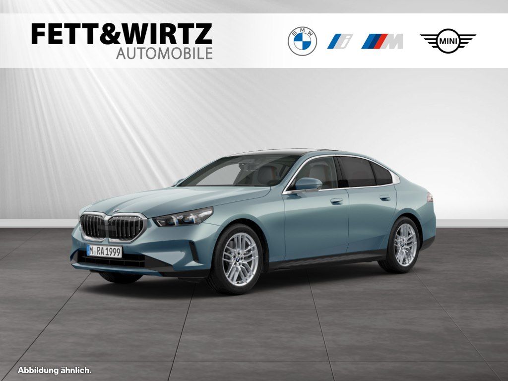 Image of BMW 540