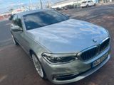 BMW 530 d Luxury Line (G30) *LEDER*360°*LED*Head Up* - BMW 530 mit Diesel-Antrieb: Limousine, 530d