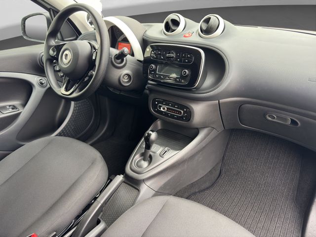 Fahrzeugabbildung Smart forfour EQ Schnelllade+Allwetter+Sitzheizung+DAB