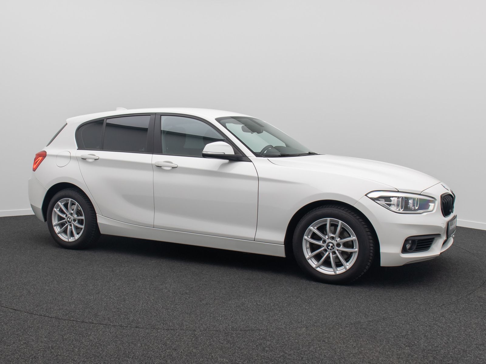 Fahrzeugabbildung BMW 118i FernlichtAs Komfort Ad.LED Tempomat KlimaAT