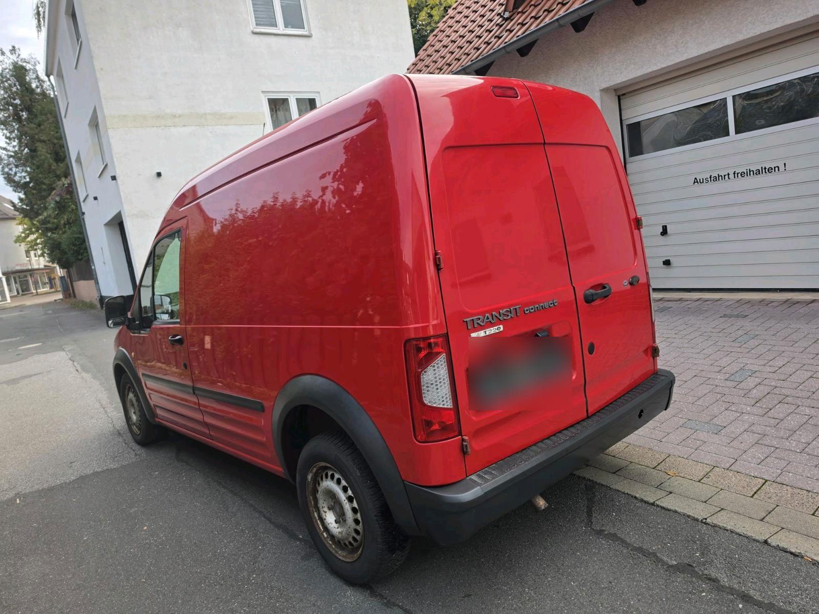 Ford Transit Connect 2012 — вигляд ззаду