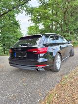 Audi A4 avant 2.0 TFSI B8 S line Navi/AHK/ACC/LED u.v - Audi mit Benzin-Antrieb: Kombi, 2.8