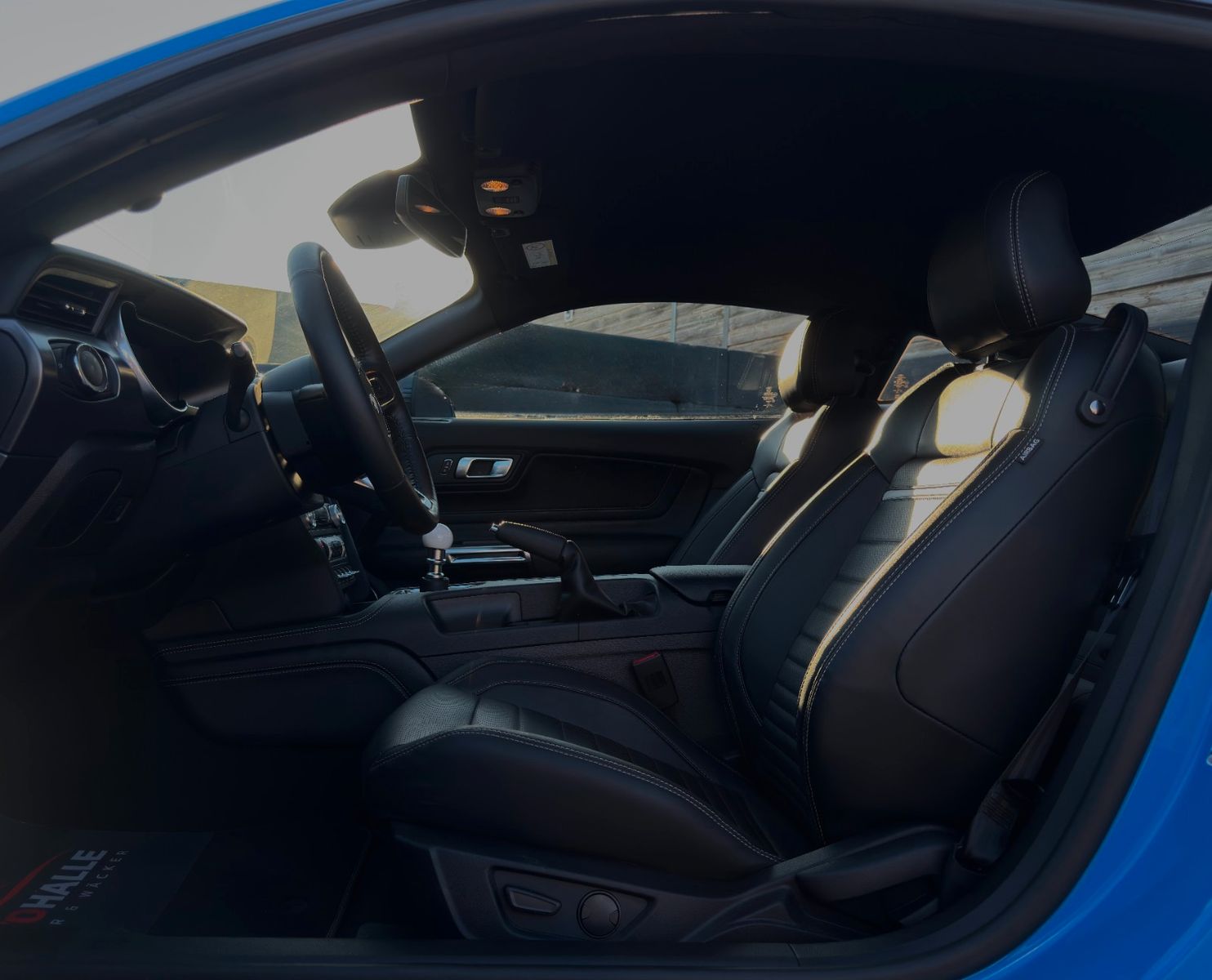 Fahrzeugabbildung Ford Mustang Mach 1 5.0L V8 Fastback Schalter Perfor.