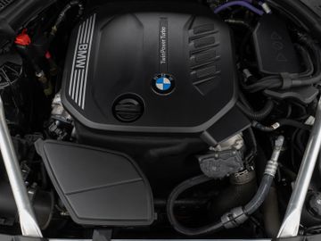 Fahrzeugabbildung BMW 520d M Sport  Kamera HUD DAB HiFi AHK DisplayKey