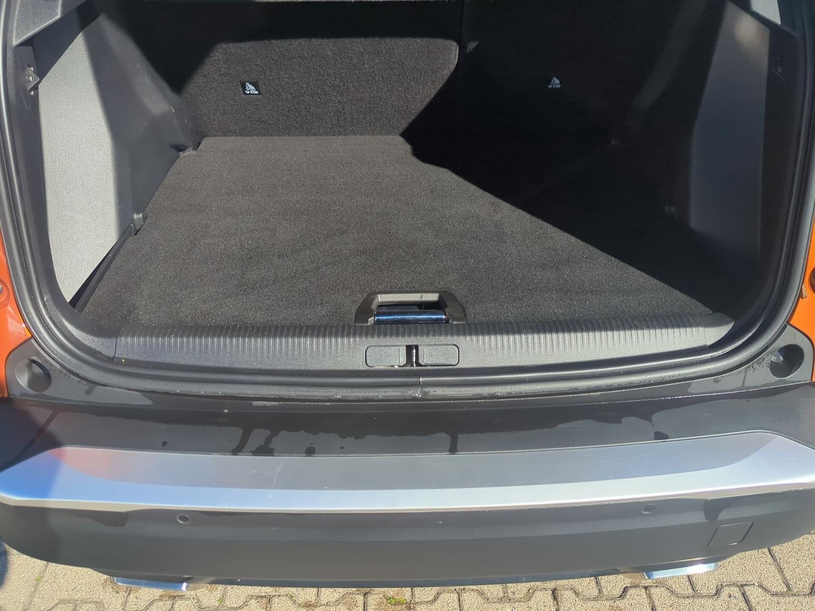 Peugeot 2008 1.2 PureTech 155 GT KeyLess LED Navi PDC LM