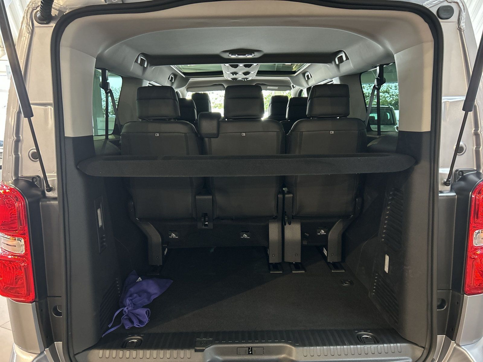 Peugeot Traveller - Bild 7