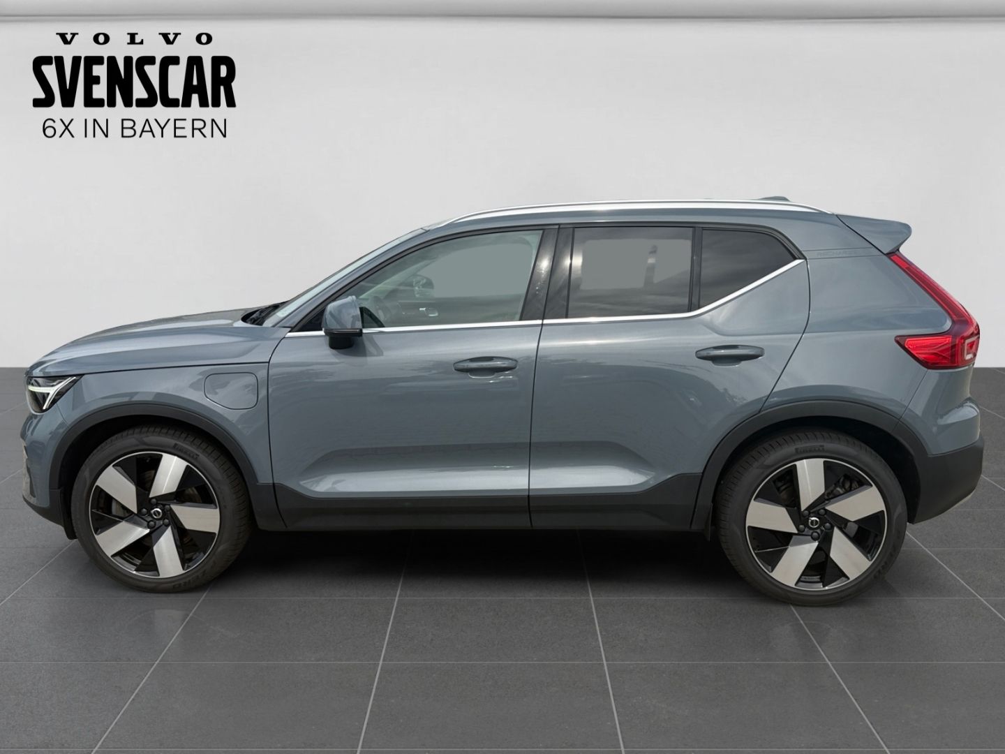 Volvo XC40 Plus Bright Recharge Plug-In Hybrid 2WD Sta imagem 2