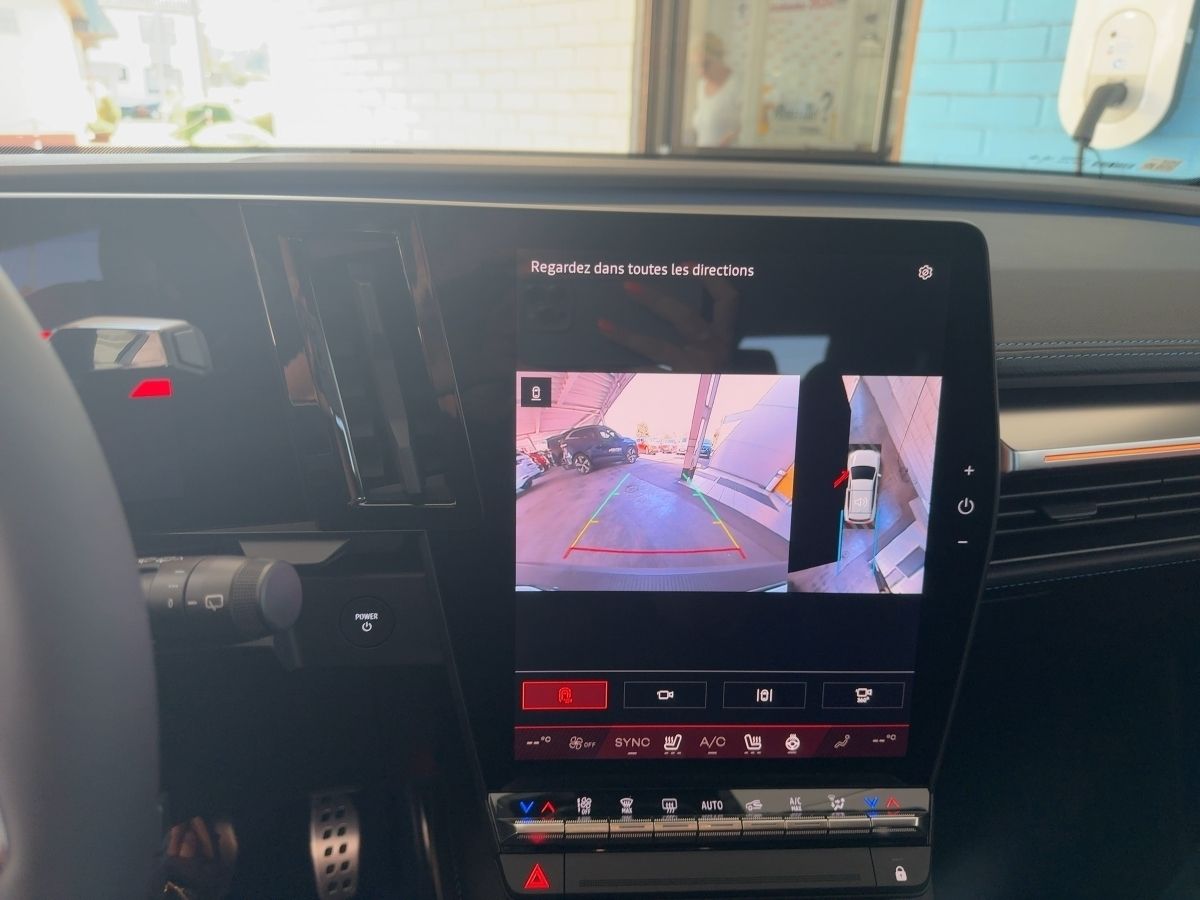 Fahrzeugabbildung Renault Scenic E-Tech Electric