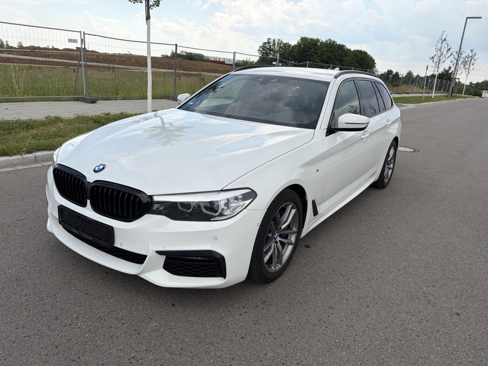 BMW 530d Sport-Aut M Paket LED*Alcantara*Kamera*AHK