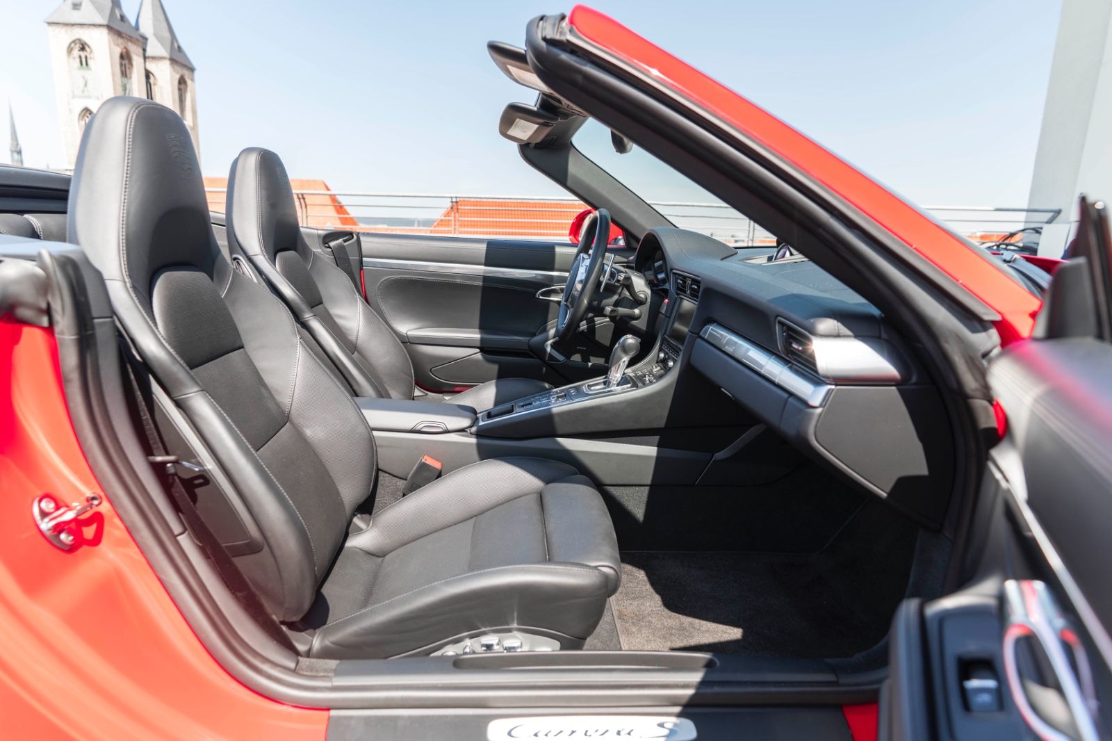 Fahrzeugabbildung Porsche 911 Carrera S Cabrio BOSE SPORT-CHRONO PASM NAV