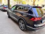 Volkswagen Tiguan Allspace 2.0 TDI SCR 176kW DSG 4MOTIO... - VW Tiguan Allspace in Essen