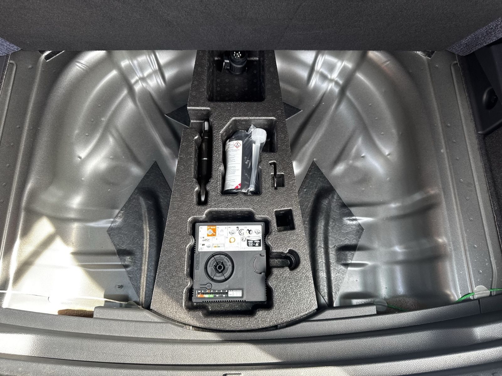 Karoq 1.5 TSI Tour, Matrix LED, Winter Plus, AHK