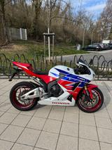 Honda CBR 600 RR PC-40  - HONDA CBR