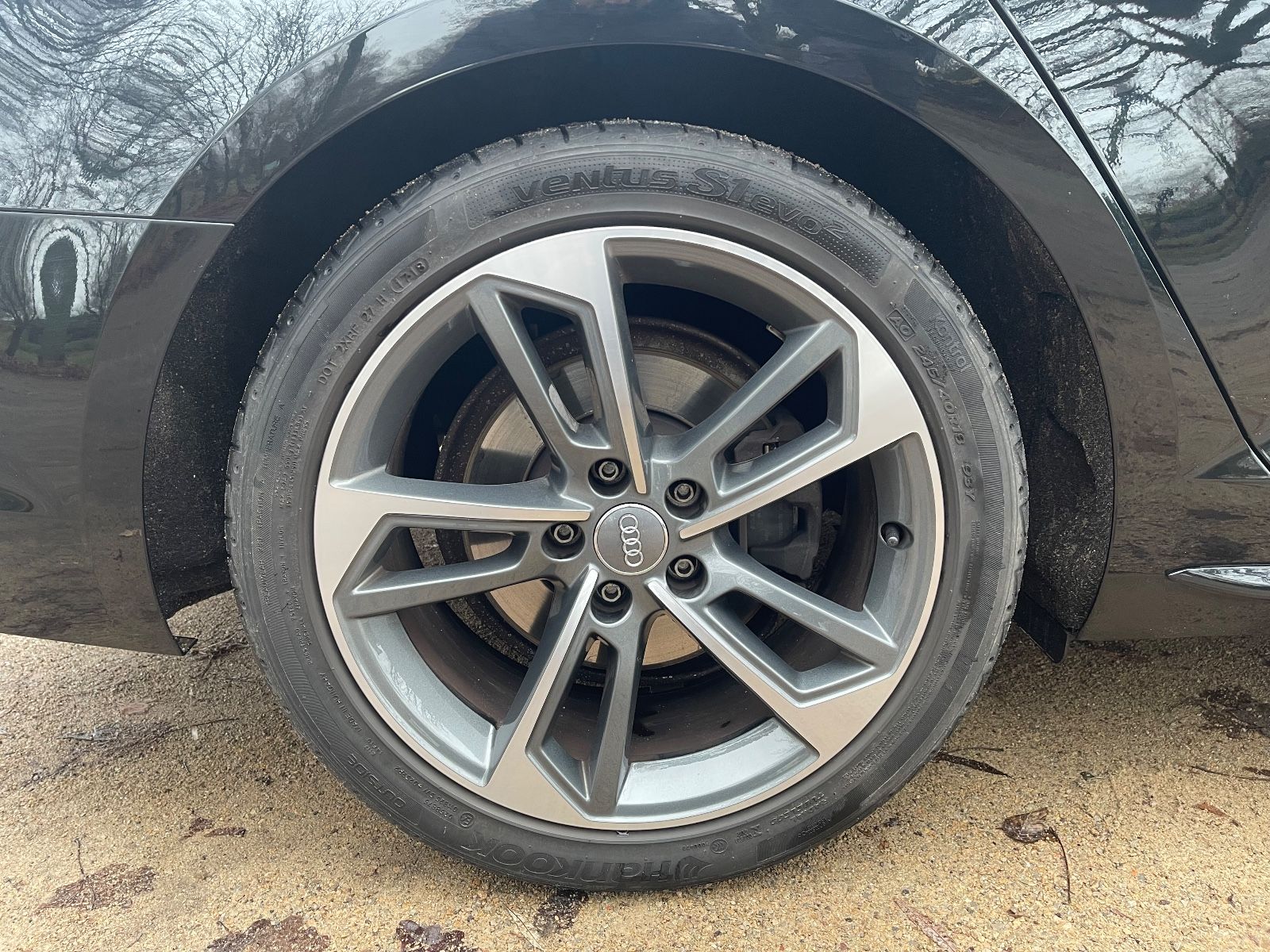 Fahrzeugabbildung Audi A4 Avant S-Line AHK*LED*PDC*TEILLEDER*TEMPO+