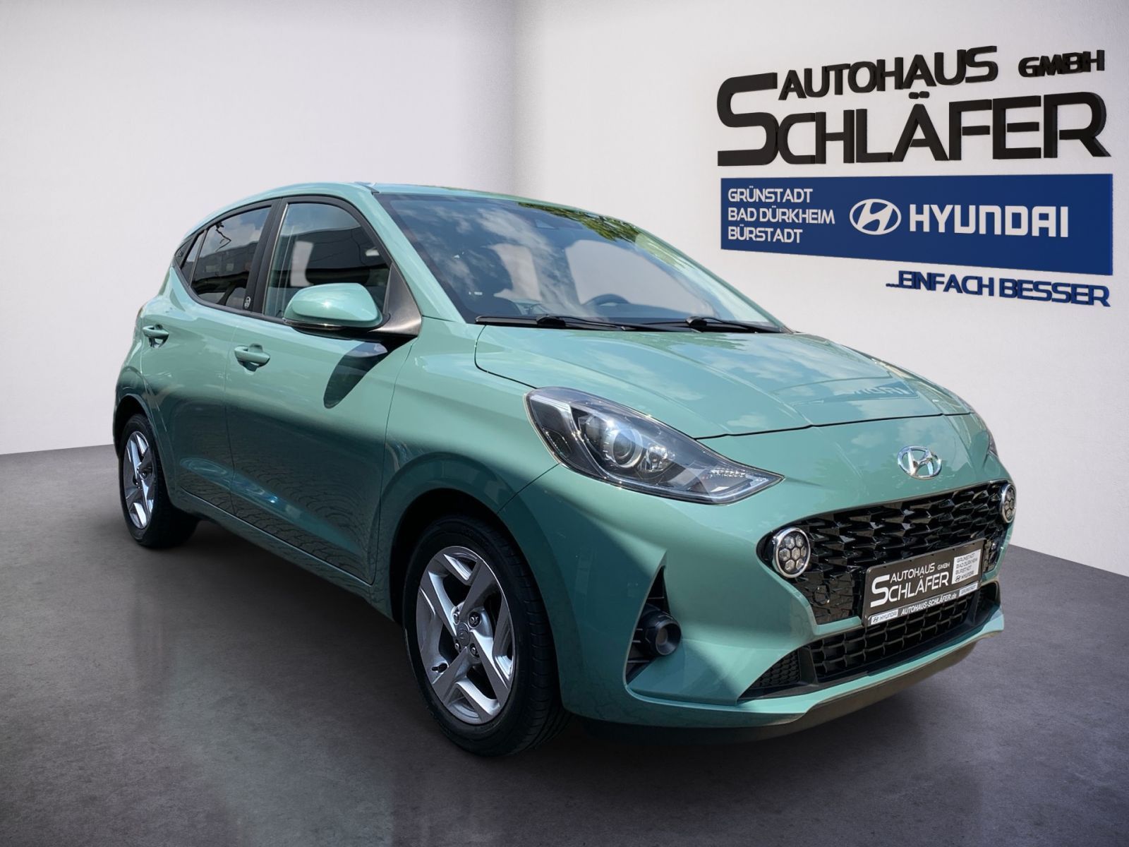 Fahrzeugabbildung Hyundai i10 1.0 Edition 30 1 Hand 8xbereift