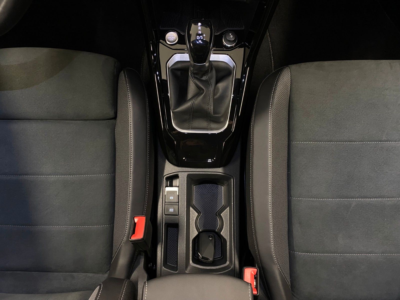 Volkswagen T-Roc - Bild 13