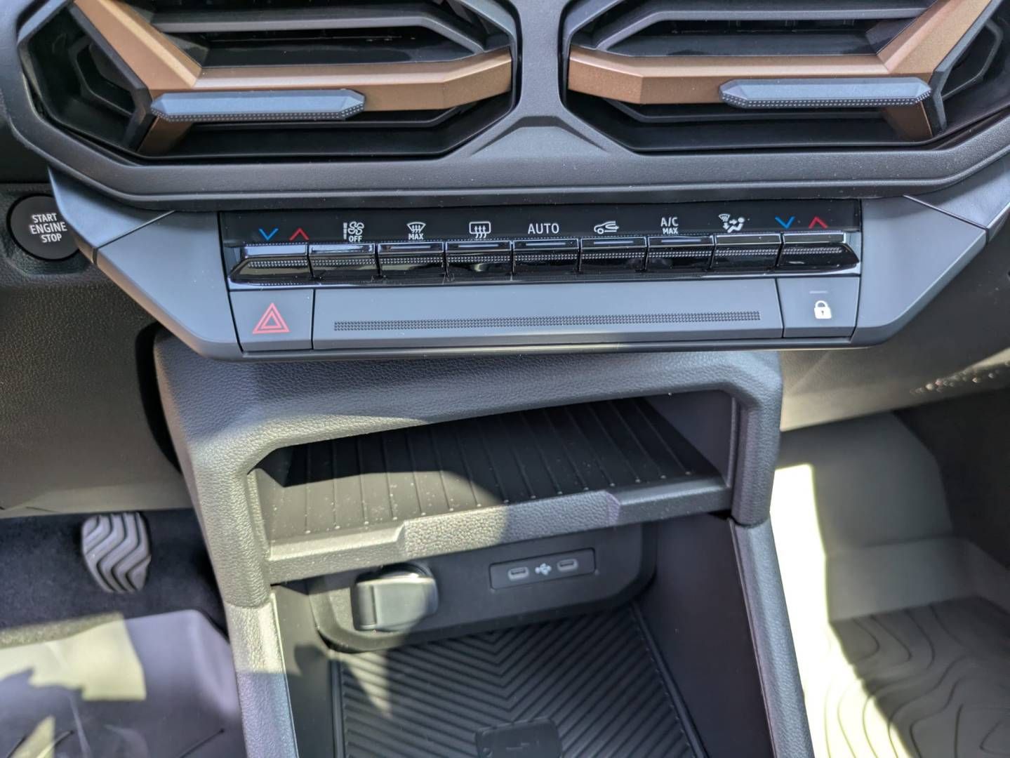 Fahrzeugabbildung Dacia Bigster Extreme TCe 130 4x4