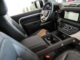 Land Rover Defender 90 D200 S Winterpaket - 20" - Anhängerk - mit Diesel-Antrieb: mit Klimaanlage, Winterpaket
