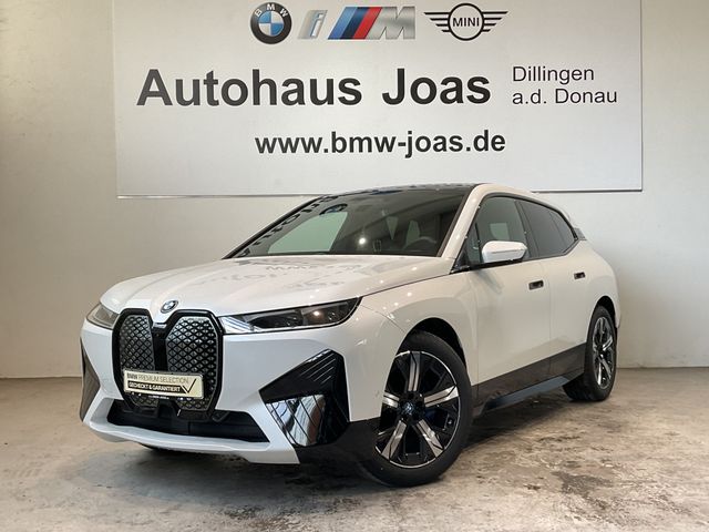 BMW iX xDrive50 Sportpaket HK HiFi Pano.Dach AHK