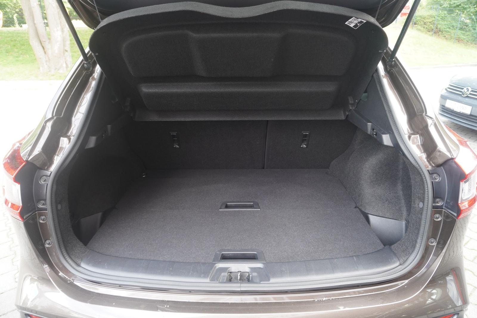 Nissan Qashqai 1.6 N-Connecta 360° Spurhalte Tempomat