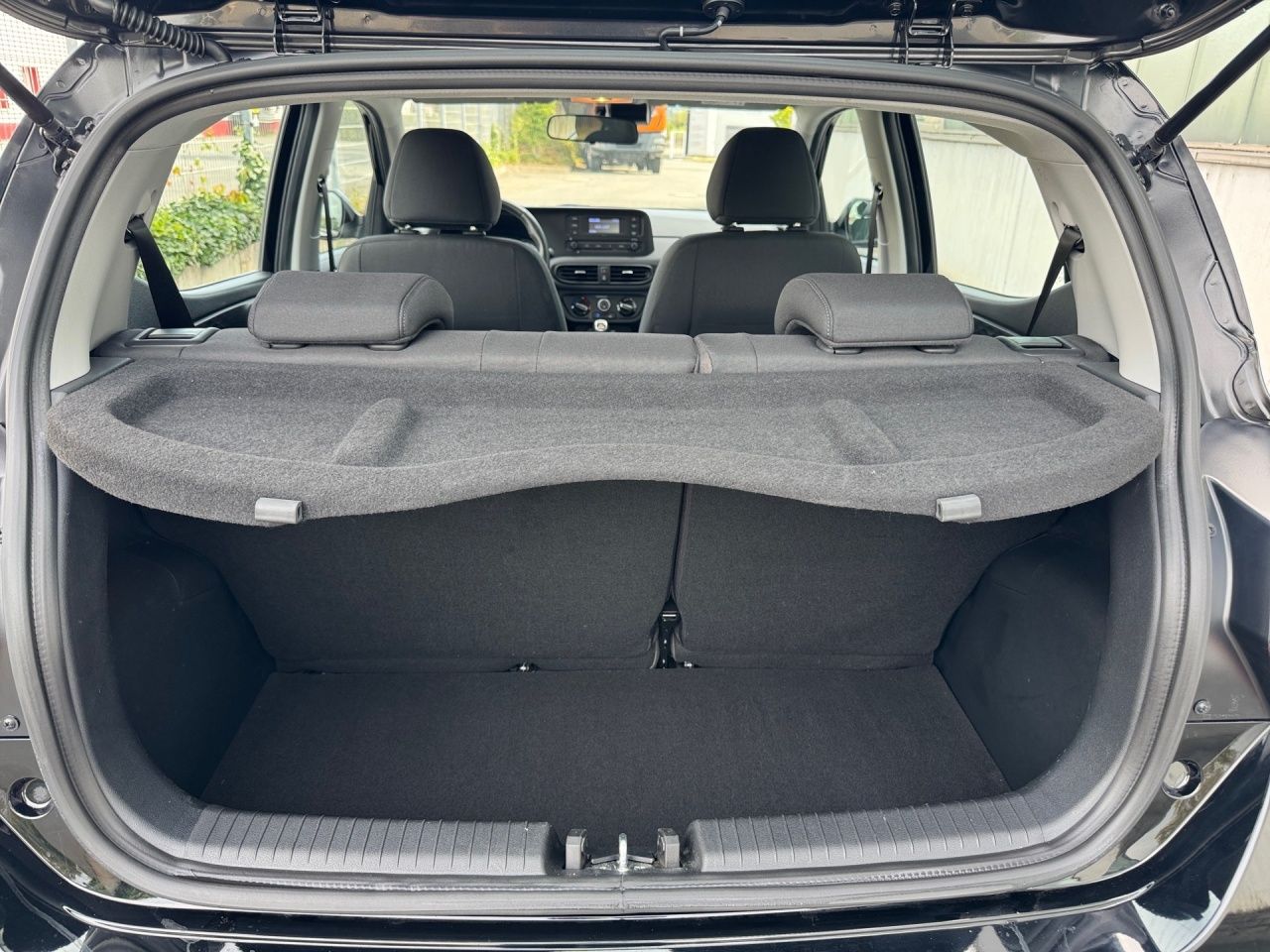 Fahrzeugabbildung Hyundai i10 SELECT SHZ*LHZ*DAB*SPURH*BLUETHOOTH*TEMPOM*