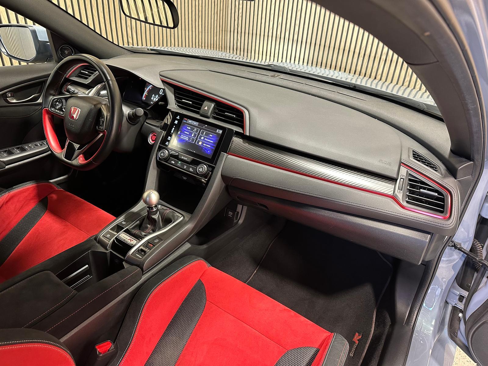 Honda Civic Type R 320 ch • 2.0 VTEC Turbo • 82 300 km • Boîte manuelle 6 • ACC • GPS • Caméra