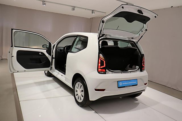Up! MOVE 1.0 L 65 PS FREISP. ZV DAB WInterräder
