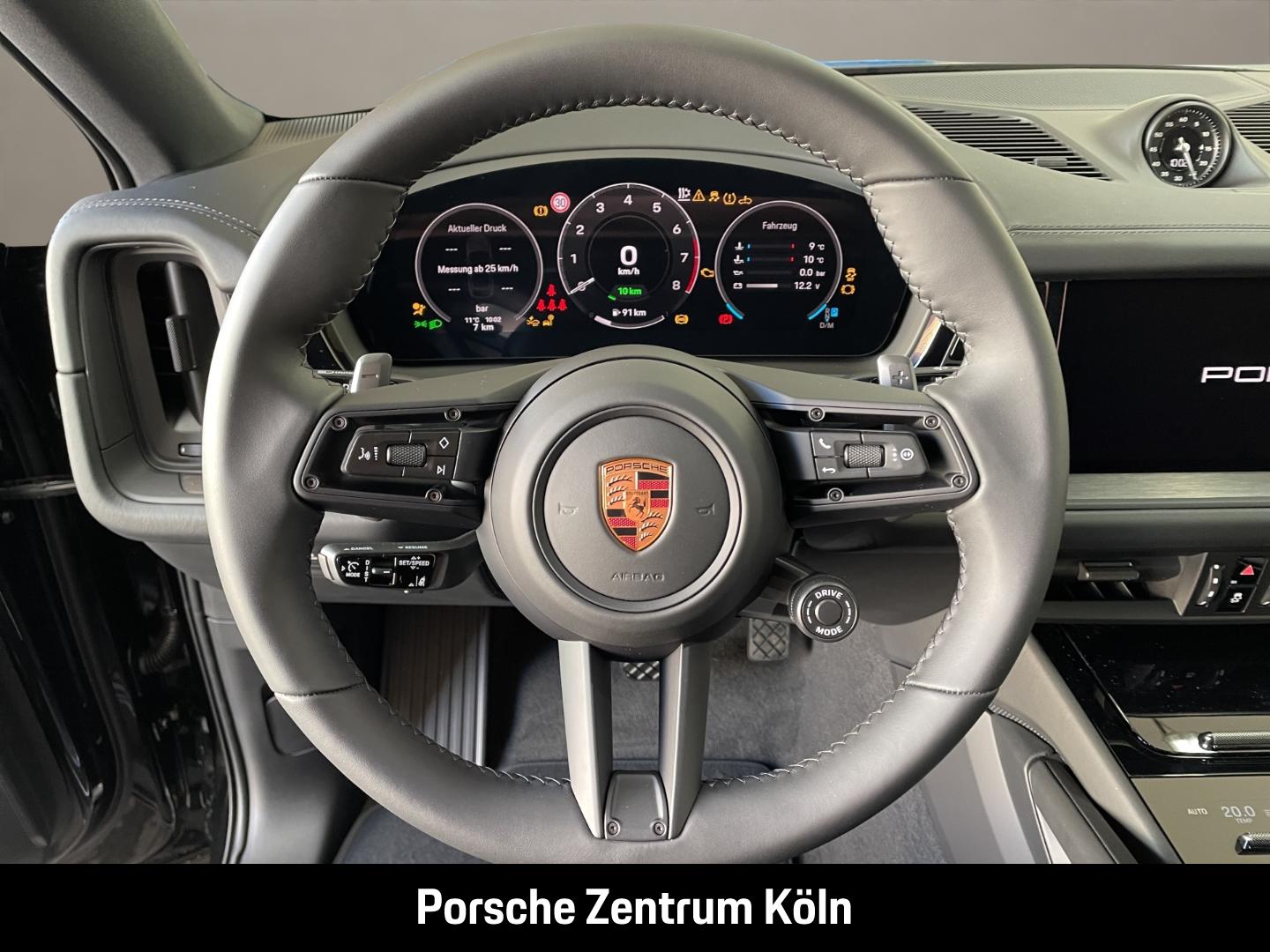 Porsche Cayenne E-Hybrid Coupe Black Edition InnoDrive