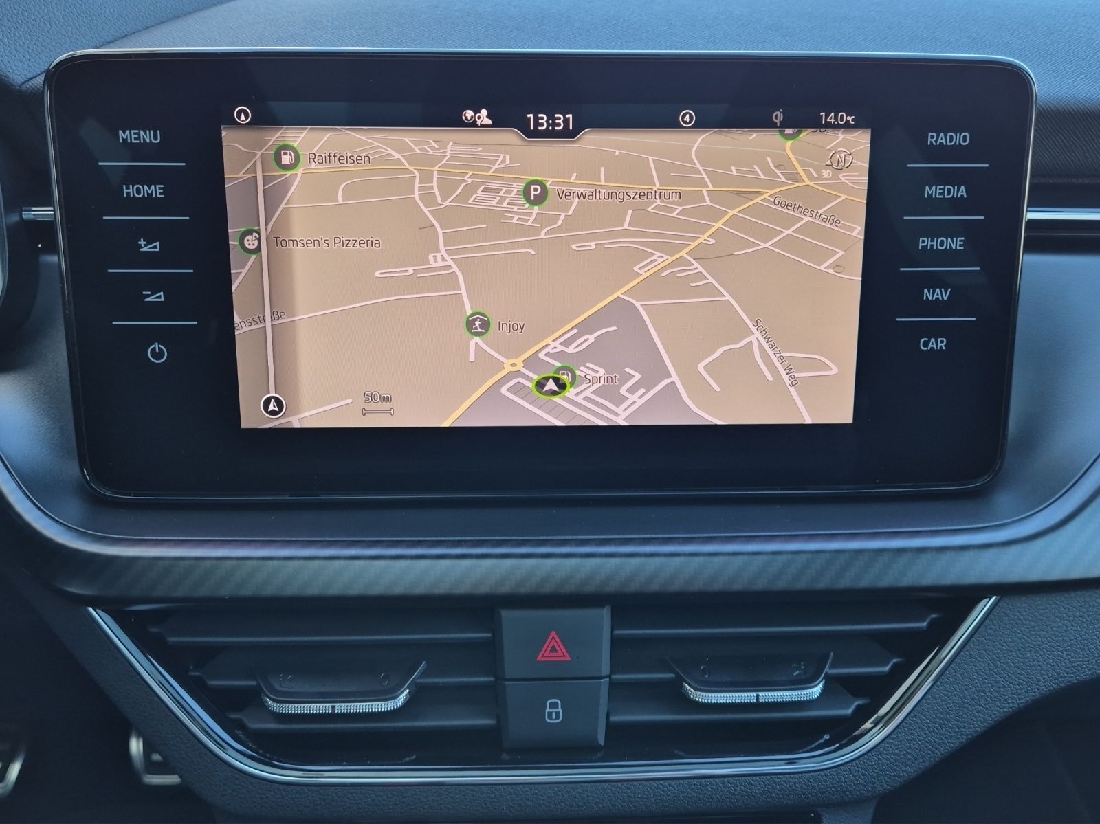 Fahrzeugabbildung SKODA Kamiq TSI Monte Carlo LED Navi Pano AID RFK SH b