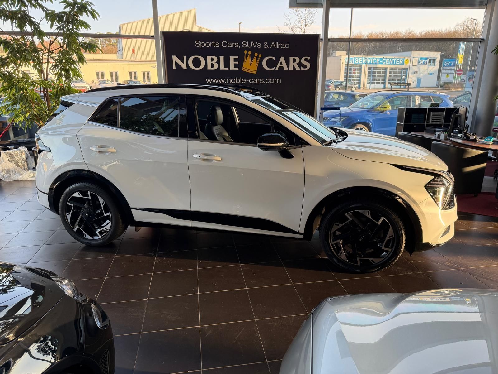 Fahrzeugabbildung Kia Sportage GT-Line 4WD AHK PANO 360° H/K LEDER 19"