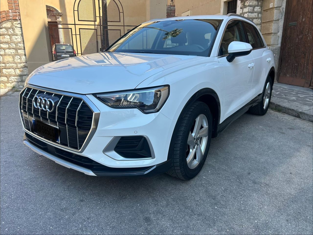 AUDI Audi Q3 35 TDI Advanced S tronic
