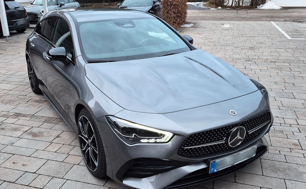 Image of Mercedes-Benz CLA 220 Shooting Brake