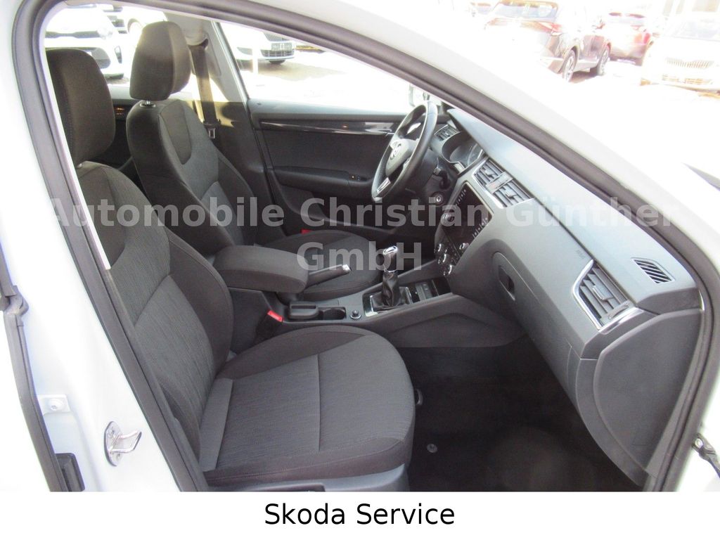 SKODA Octavia Combi Style 1.5TSI 6G NAVIGATION SKODA Octavia Combi Style 1.5TSI 6G NAVIGATION