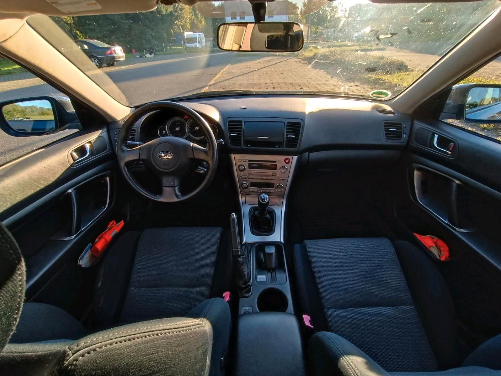 Subaru Legacy 2006 — photo 10