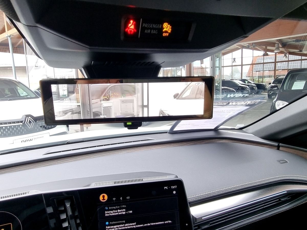 Fahrzeugabbildung Renault Megane E-TECH ICONIC EV60 220hp