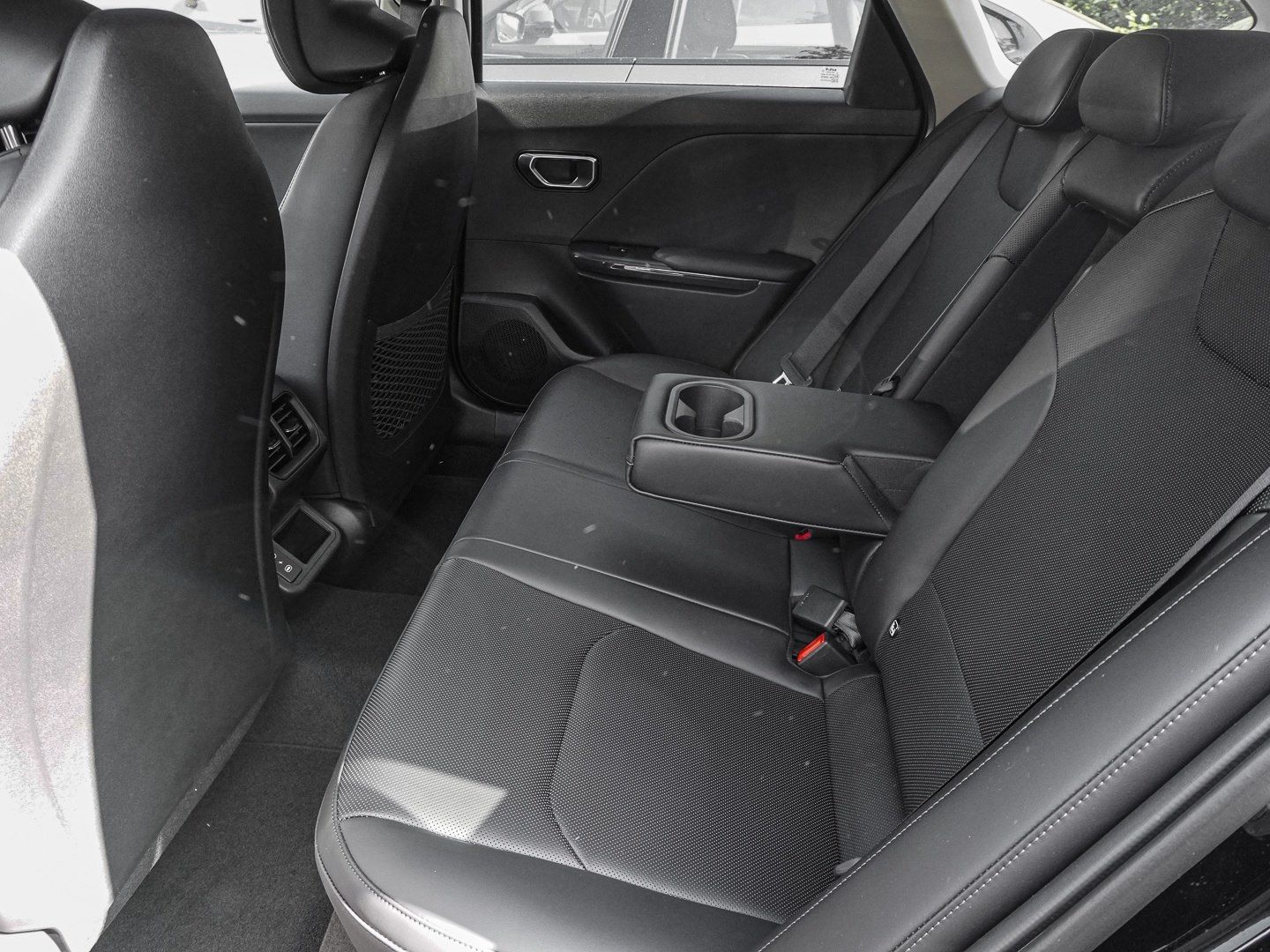 Kia K4 - Bild 14
