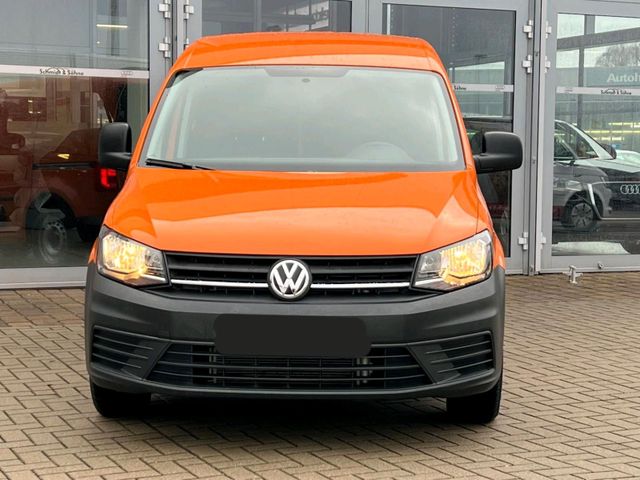 Volkswagen VW Caddy mit frischer Inspektion