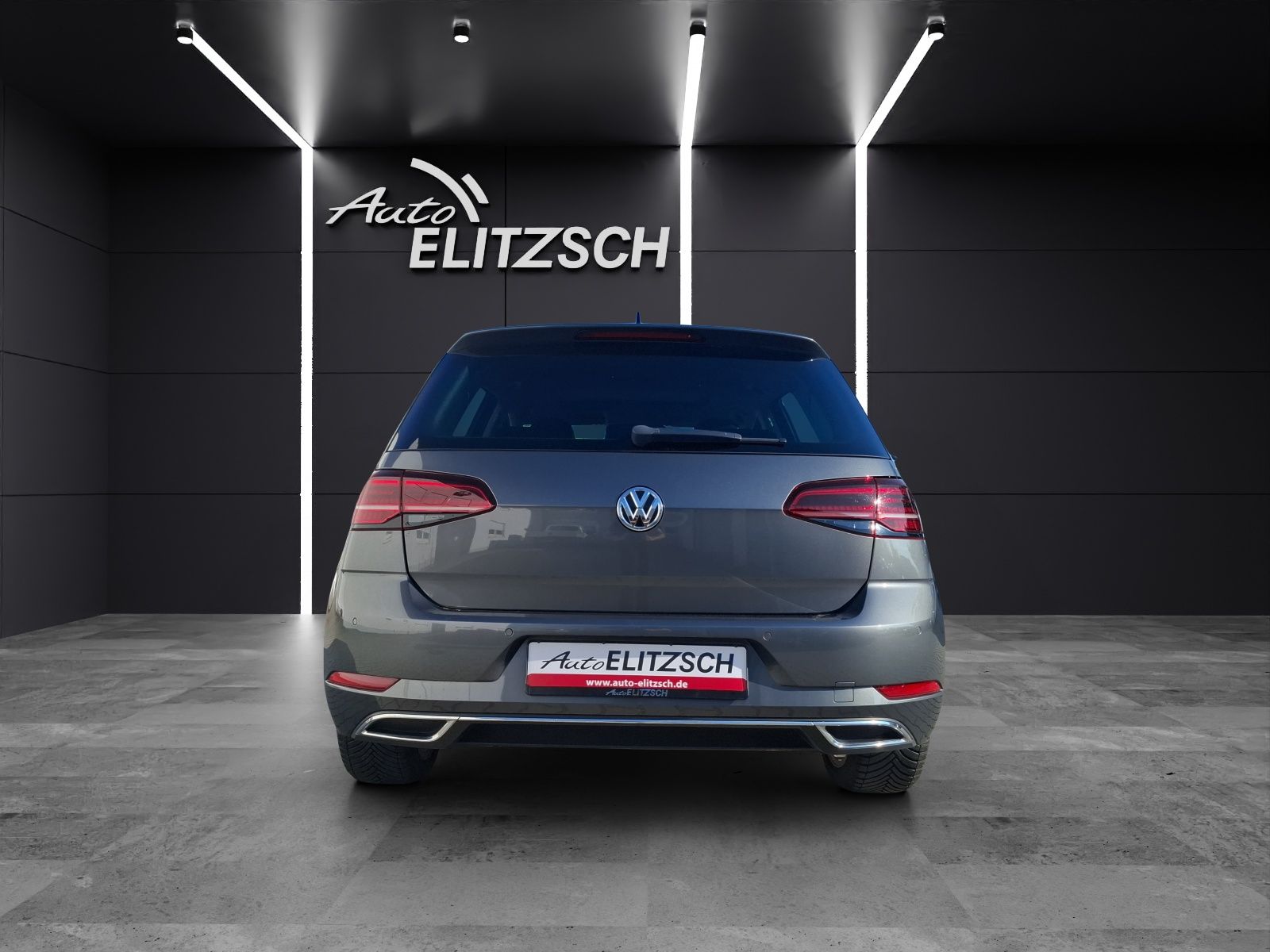 Fahrzeugabbildung Volkswagen Golf VII TSI Higline LED AHK Navi Pano ACC RFK S