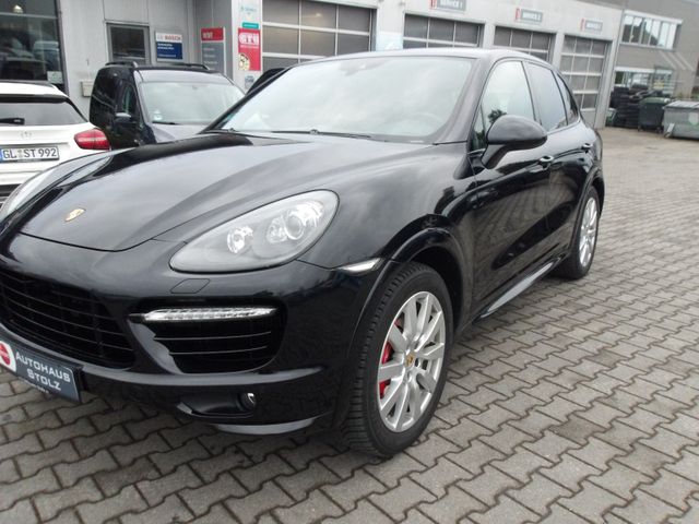 Porsche Cayenne Turbo S