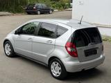 Mercedes-Benz A 180 Classic Automatik-Getriebe Comand Tempomat - gebrauchte Mercedes-Benz A-Klasse aus dem Jahr 2011