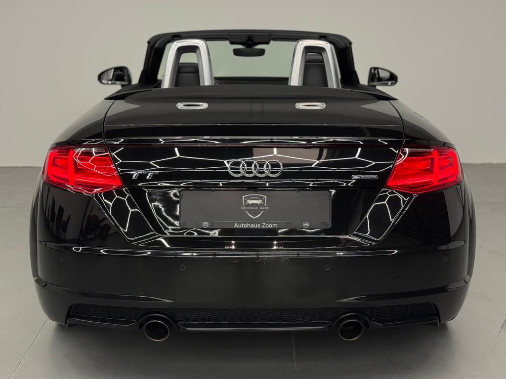 Audi TT Roadster 2.0 TFSI quattro S Line, Foto 17 von 49