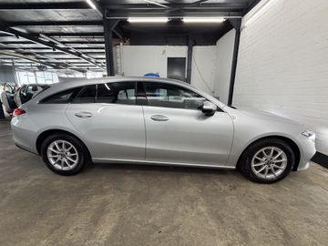 Mercedes CLA 180 Shooting Brake - 4