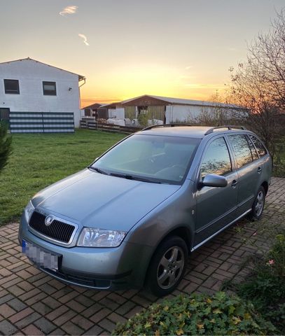 Skoda Fabia Kombi | TÜV bis 08/2026