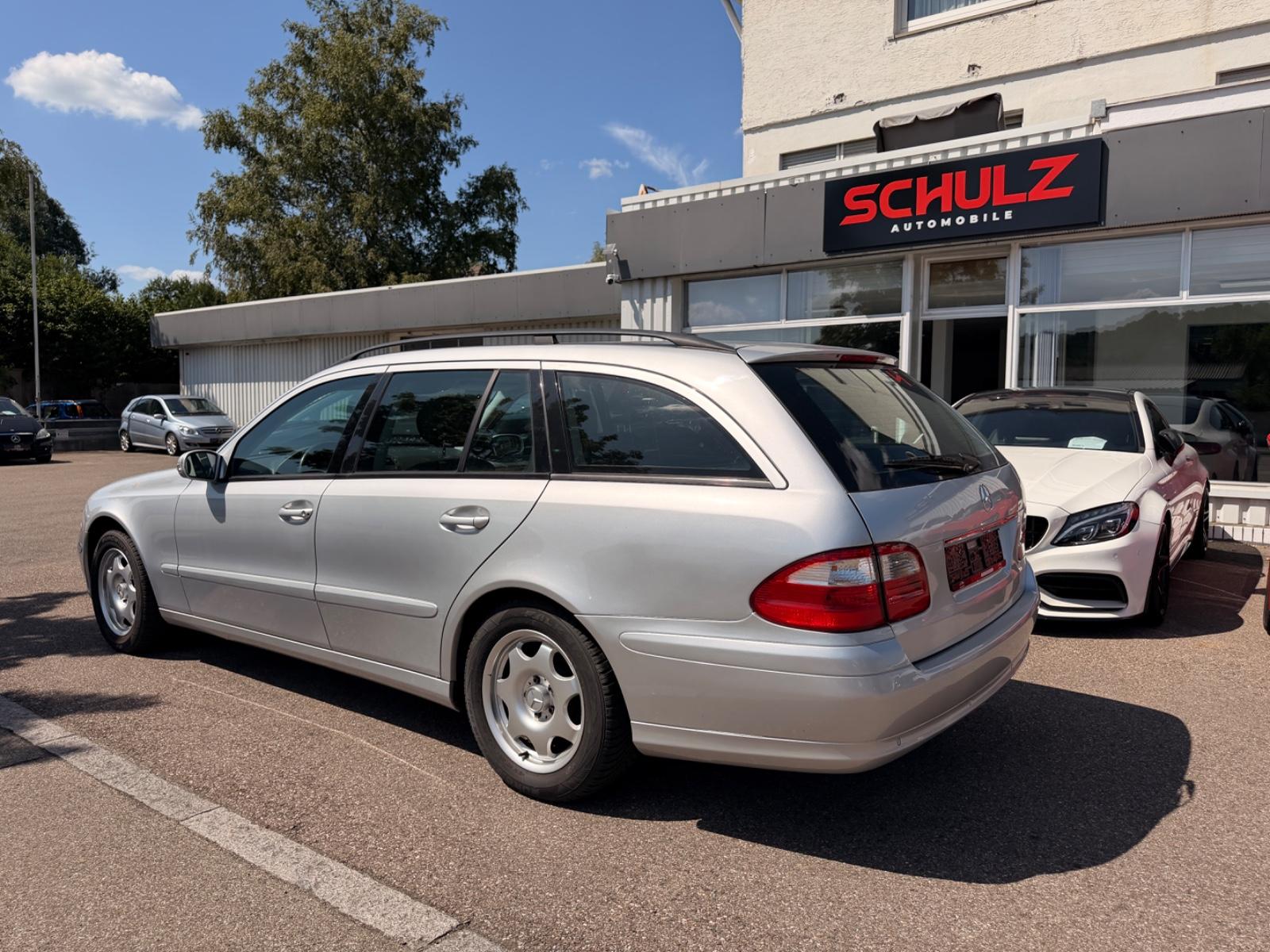 Mercedes-Benz E200 2005 — engine 1.796 cm³, 163 HP (120kW)