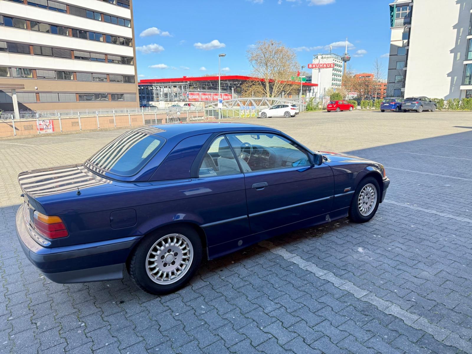 BMW 320i Cabrio, Hardtop